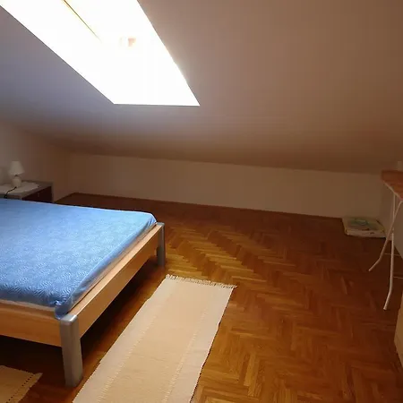 Apartment Dario *
