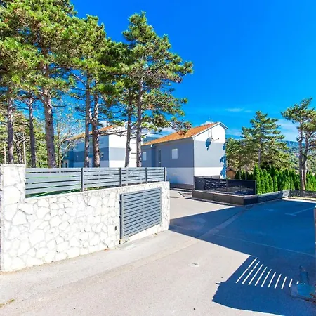 Apartment Dario