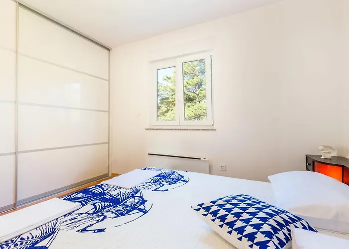 Dario Apartmán *
